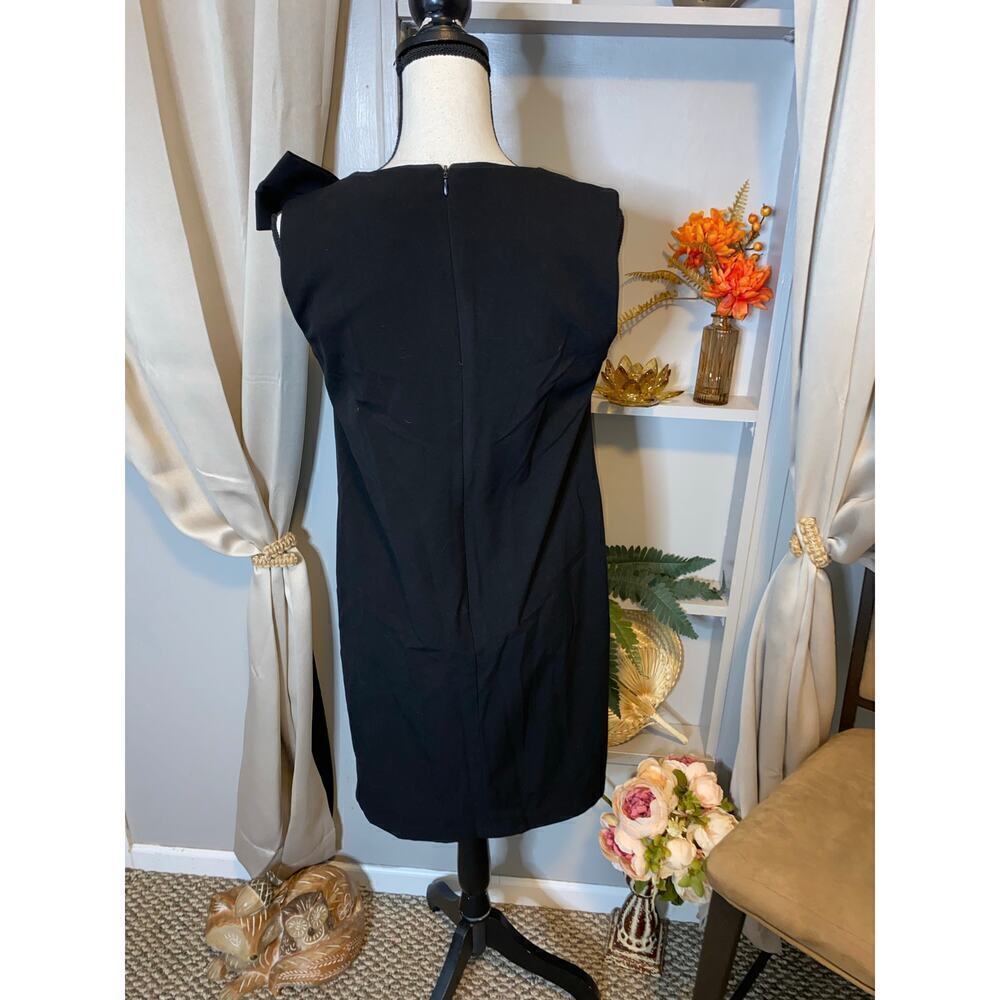 Emma & Michele Black size 8 Fitted Bust Back Zipper Bow Detail GUC Sheath Dress - Picture 6 of 10